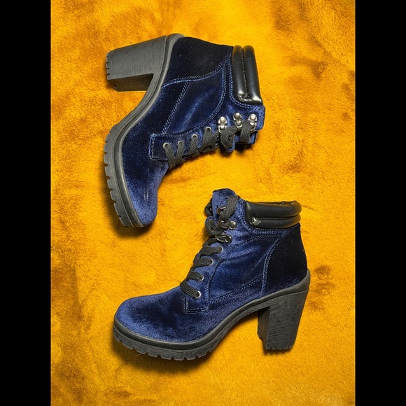 Joe Boxer • Blue Velvet Boot - Picture 2 of 7